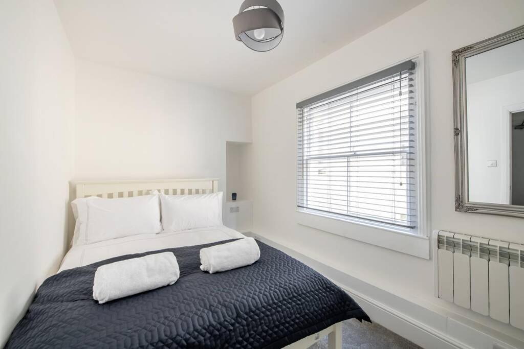 2 Bed City Centre Apartment 1 Min From Bath Abbey Εξωτερικό φωτογραφία